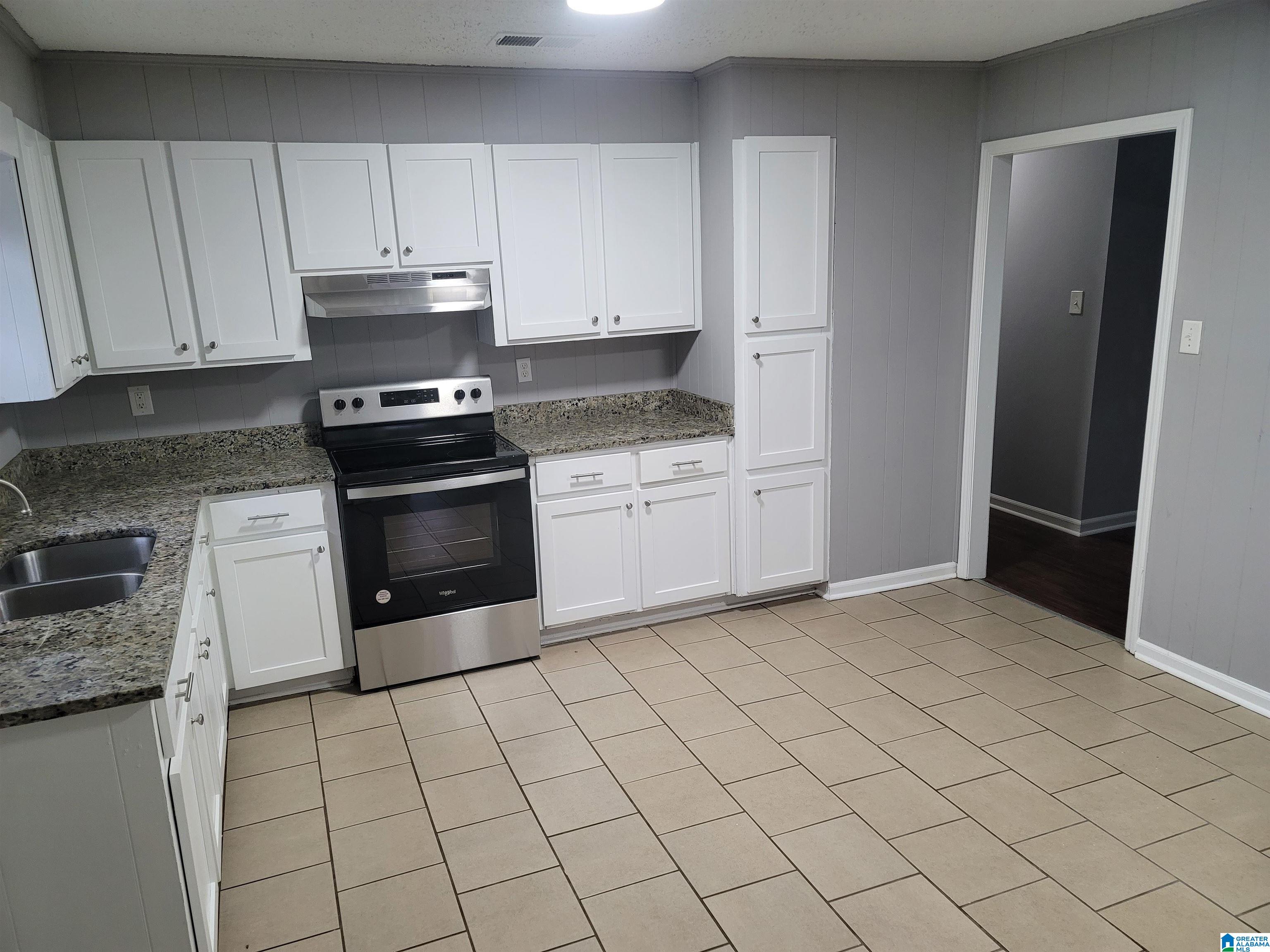 429 McKnight Street Bessemer, AL 35023 - Photo 10 of 28