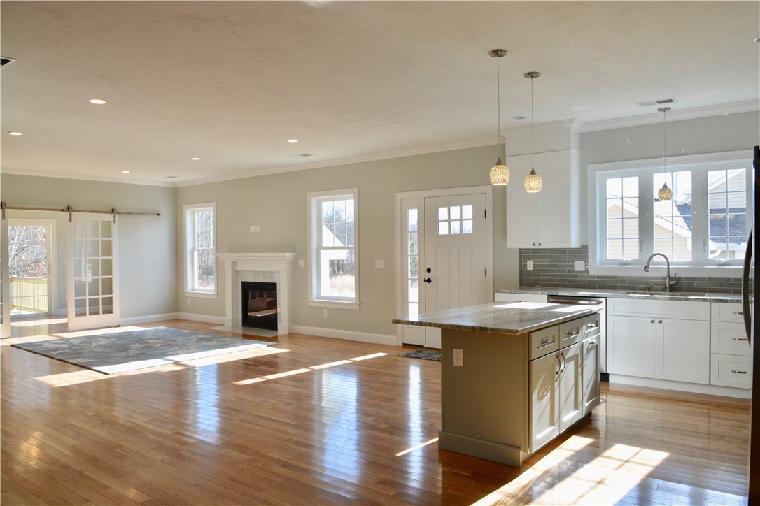 52 Limerock Road, Unit 52B Smithfield, RI 02917 - Photo 8 of 15