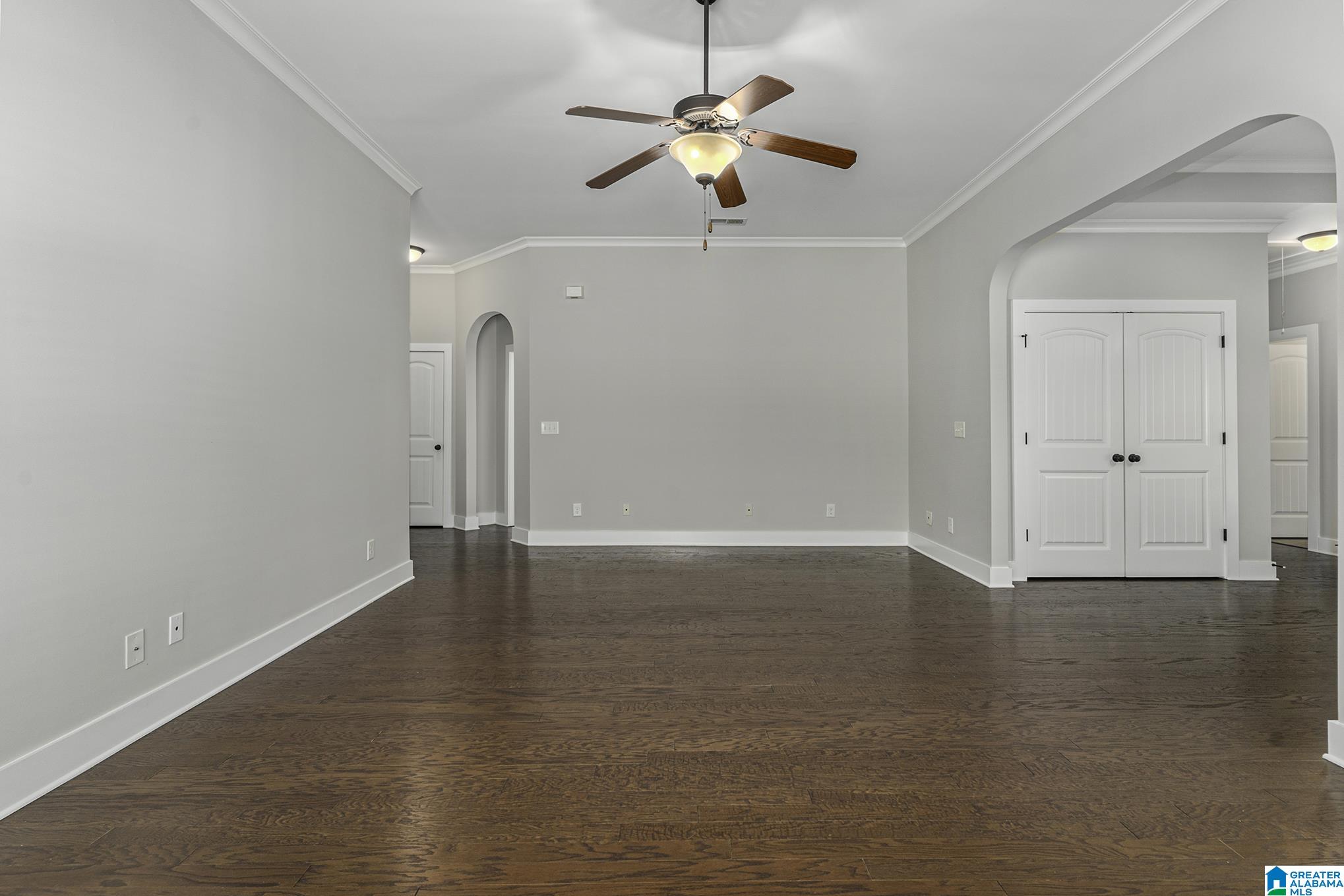 1256 Grants Way Birmingham, AL 35210 - Photo 5 of 32