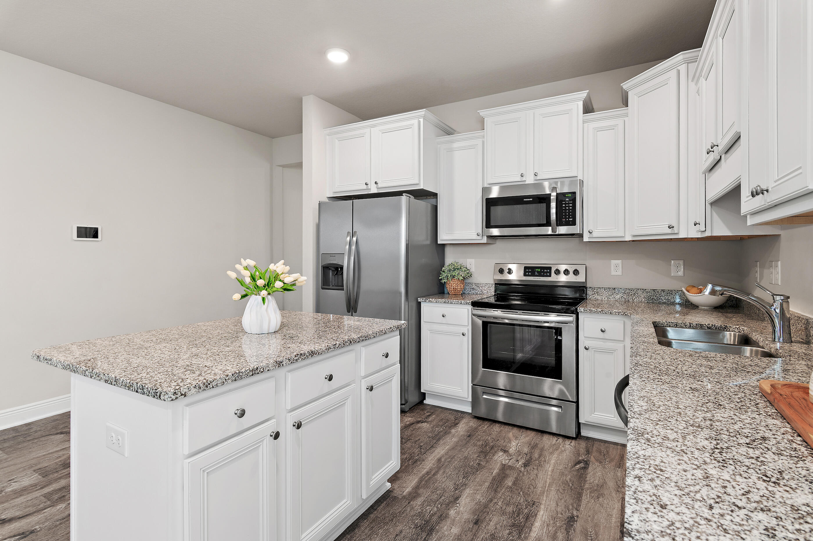 239 Southern Pnes Road Santa Rosa Beach, FL 32459 - Photo 8 of 32 White Cabinets