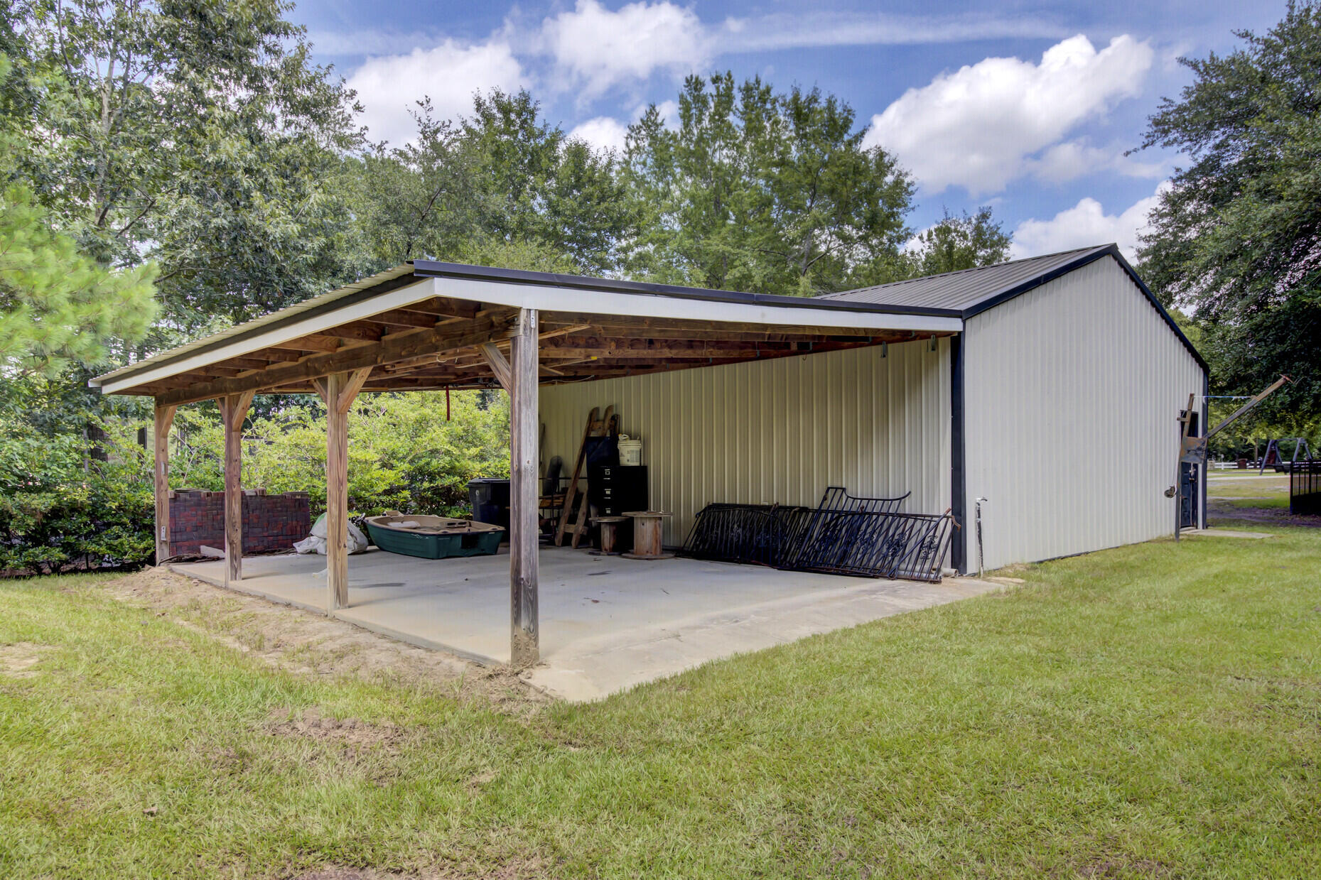1002 McKnight Forest Road Moncks Corner, SC 29461 - Photo 45 of 51 47