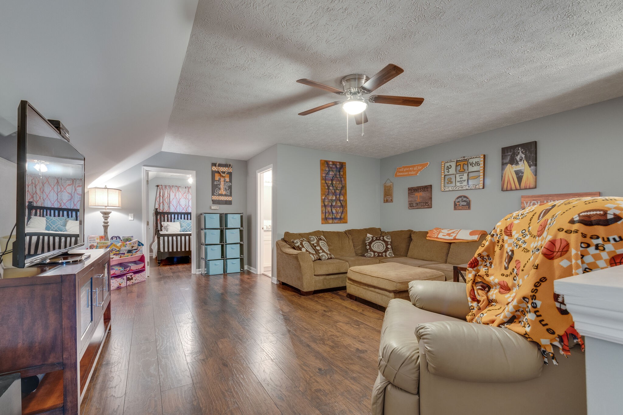 7593 Beech Hill Road Pulaski, TN 38478 - Photo 24 of 40 a living room with furniture and wooden floor