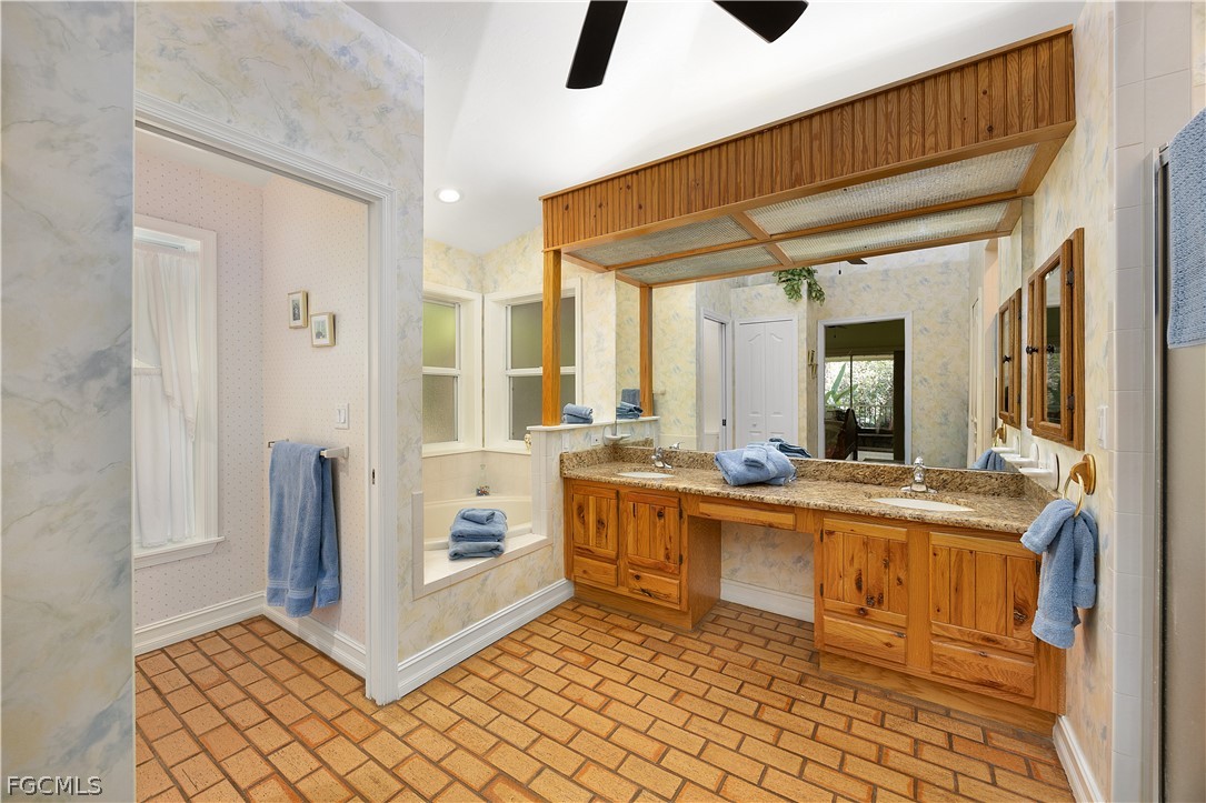 5960 Neal Road Fort Myers, FL 33905 - Photo 20 of 42 Gallery Image 20