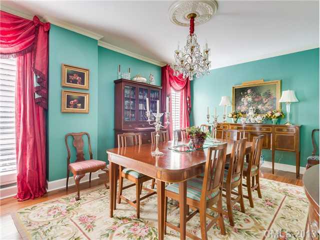 964 Cherokee Road, Unit E6 Charlotte, NC 28207 - Photo 7 of 16 Gallery Image 7