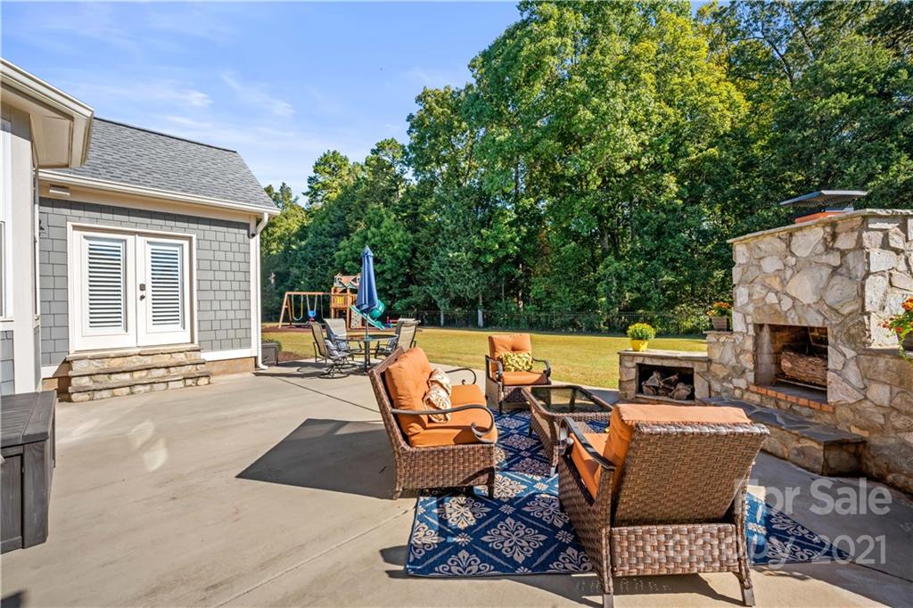 19610 Shearer Road Davidson, NC 28036 - Photo 41 of 48 Gallery Image 41