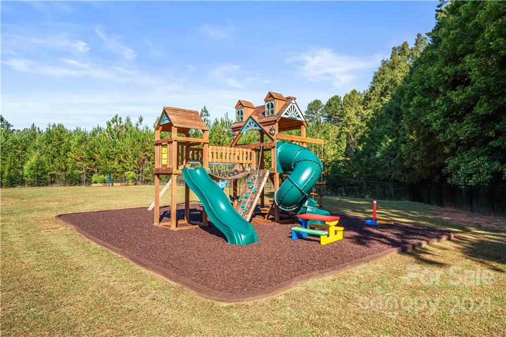19610 Shearer Road Davidson, NC 28036 - Photo 47 of 48 Gallery Image 47