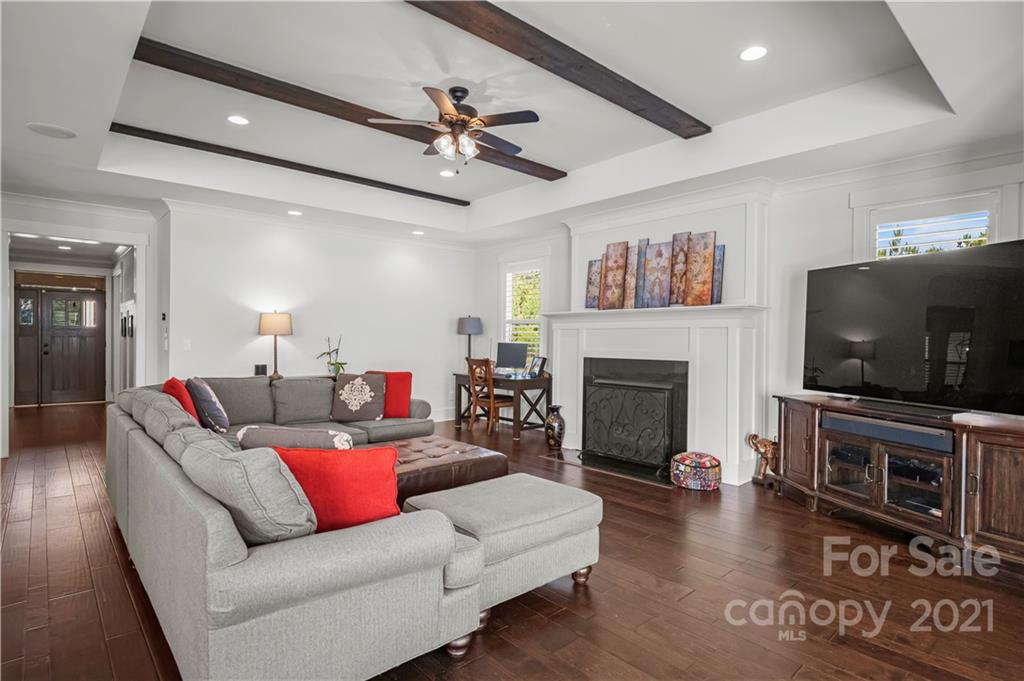 19610 Shearer Road Davidson, NC 28036 - Photo 9 of 48 Gallery Image 9