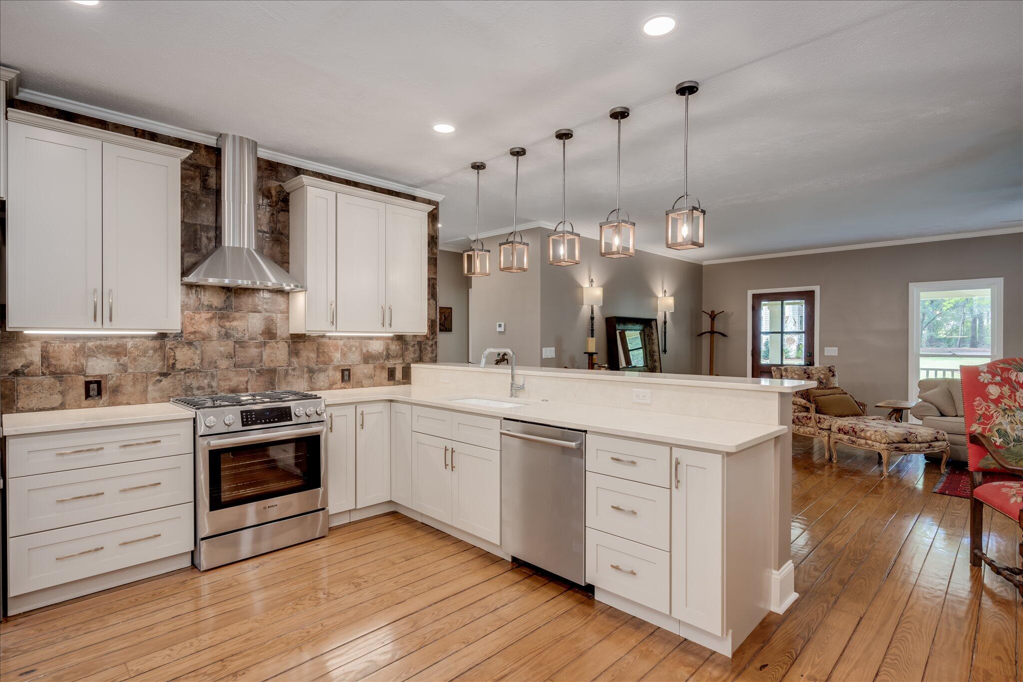 110 New Bridge Road Aiken, SC 29801 - Photo 13 of 62 1600 square foot main residence built in 1995 and fully updated in 2023.
