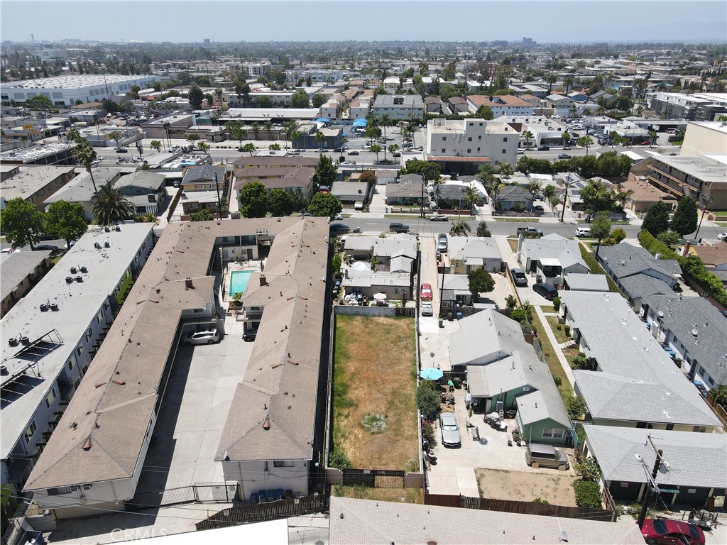 802 North Market Street Inglewood, CA 90302 - Photo 11 of 16 an aerial view of a city