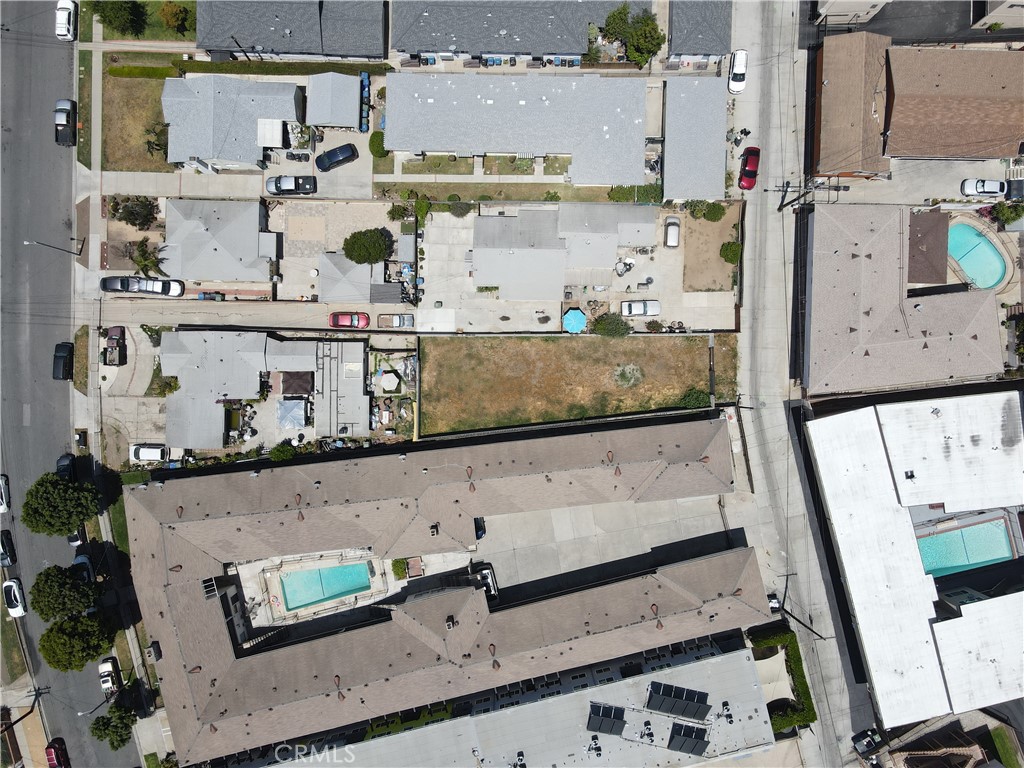 802 North Market Street Inglewood, CA 90302 - Photo 12 of 16 a view of storage and utility room