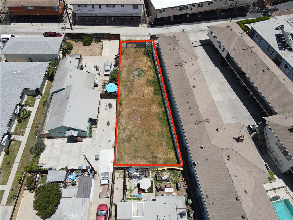 802 North Market Street Inglewood, CA 90302 - Photo 3 of 16 an aerial view of a large parking space