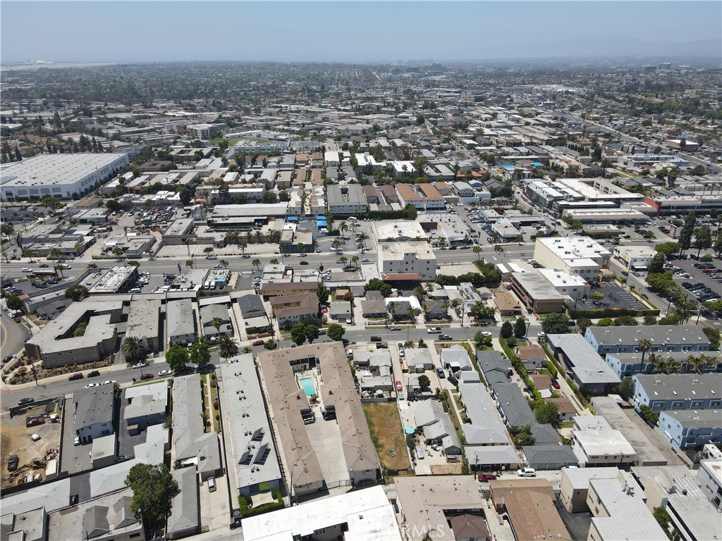 802 North Market Street Inglewood, CA 90302 - Photo 8 of 16 an aerial view of a city