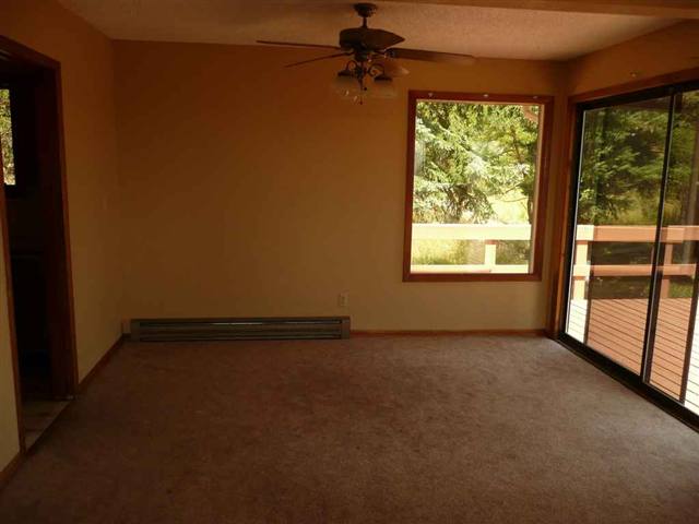 7412 East Big Rock Road Spokane, WA 99223 - Photo 3 of 9 Gallery Image 3