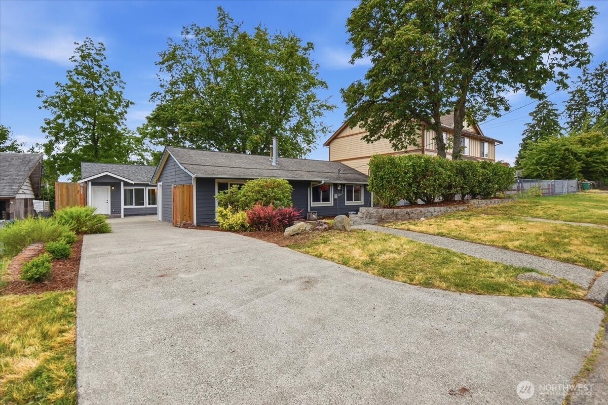 851 Pierce Avenue Northeast Renton, WA 98056 - Photo 1 of 36