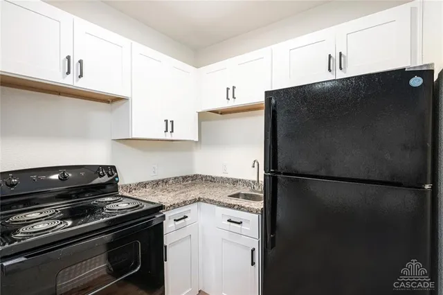 $2,500,000 | 1215 North 18th Street, Kansas City, KS 66102