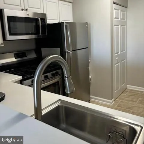 $2,300 | 12913 Alton Square, Unit 405, Herndon, VA 20170