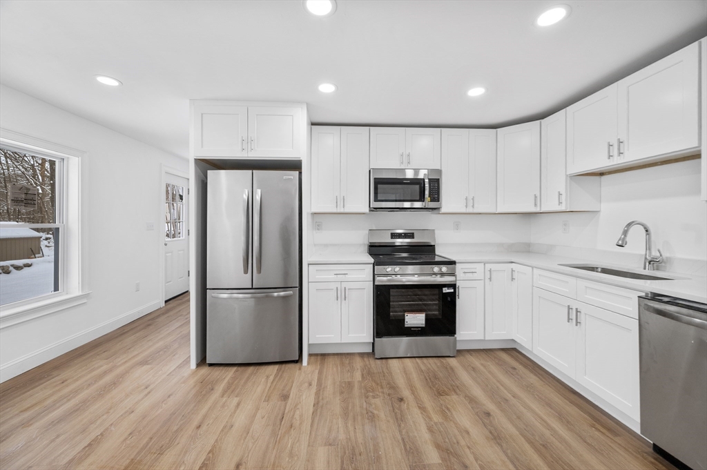 18 Main Street Ashburnham, MA 01430 - Photo 4 of 42
