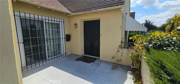 a view of outdoor space