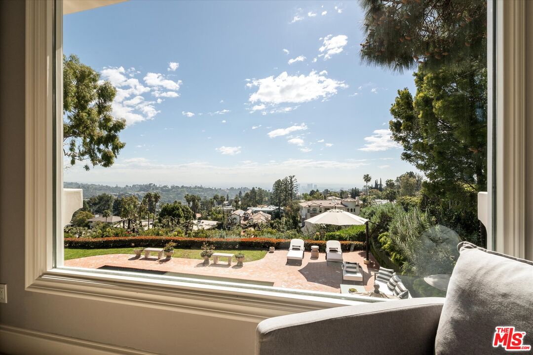 10814 Savona Road Los Angeles, CA 90077 - Photo 25 of 37 a view of a balcony with furniture