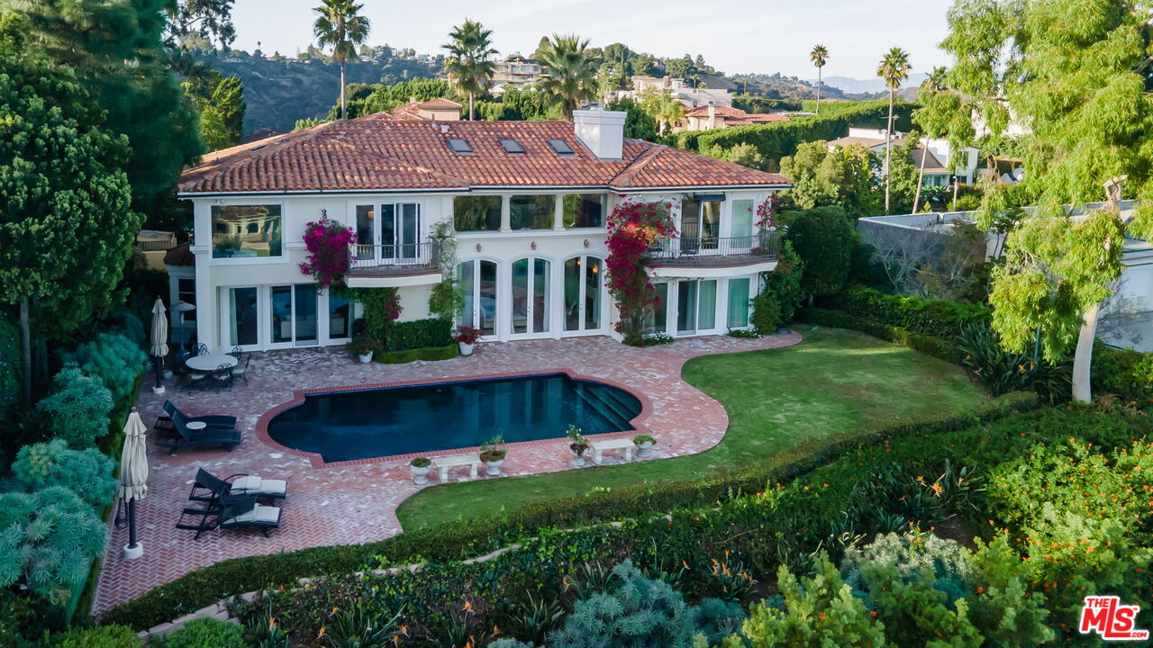 10814 Savona Road Los Angeles, CA 90077 - Photo 35 of 37 an aerial view of a house