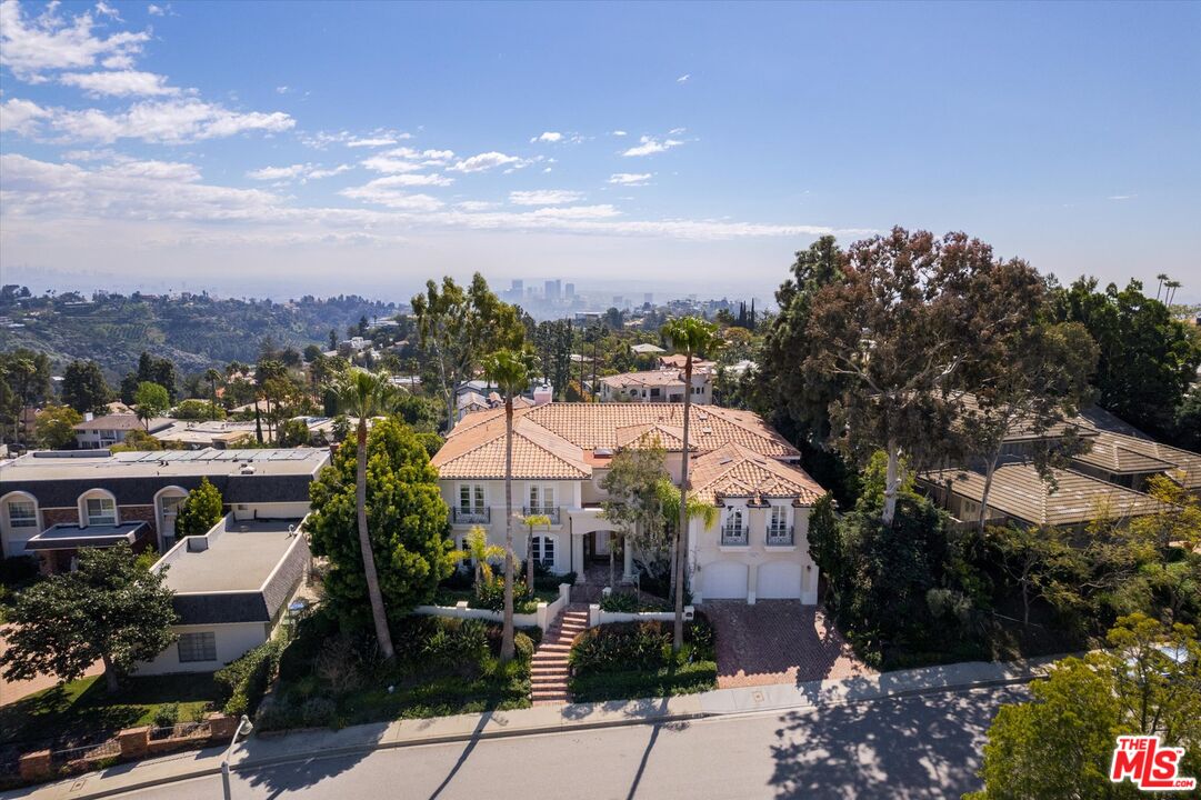 10814 Savona Road Los Angeles, CA 90077 - Photo 36 of 37 a view of a city & street