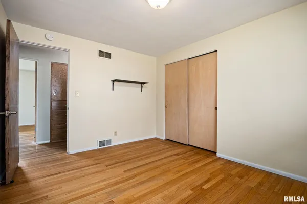 $220,000 | 604 South Elm Street, Washington, IL 61571