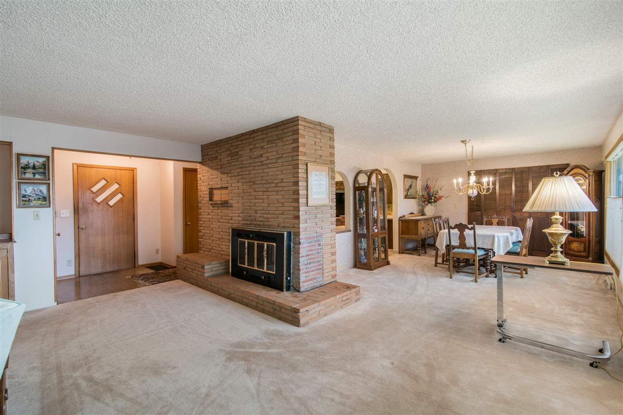 924 West Hawthorne Road Spokane, WA 99218 - Photo 4 of 20