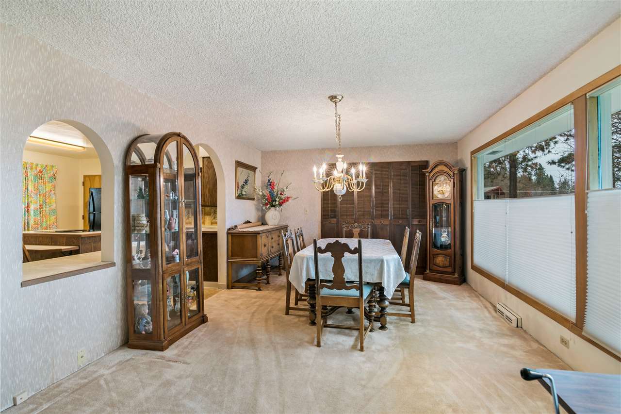 924 West Hawthorne Road Spokane, WA 99218 - Photo 6 of 20
