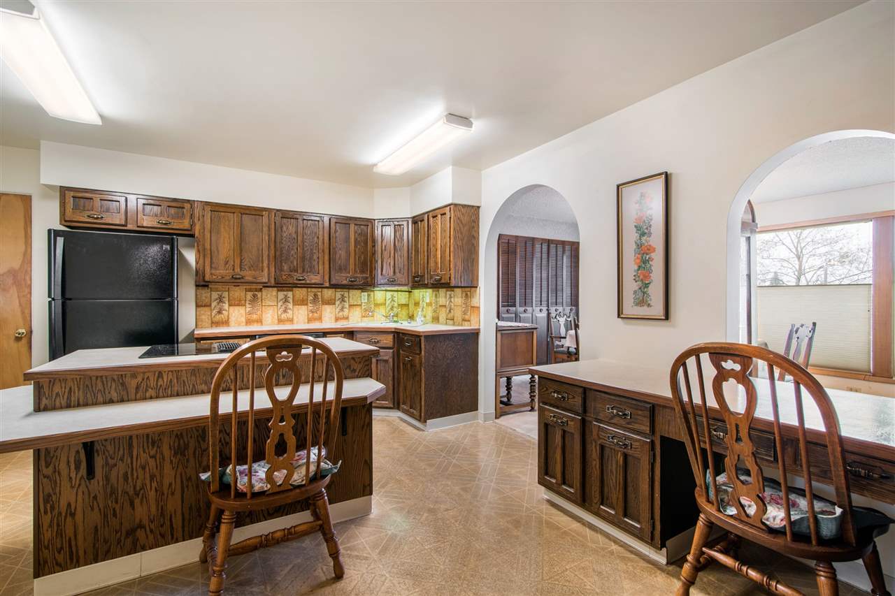 924 West Hawthorne Road Spokane, WA 99218 - Photo 8 of 20