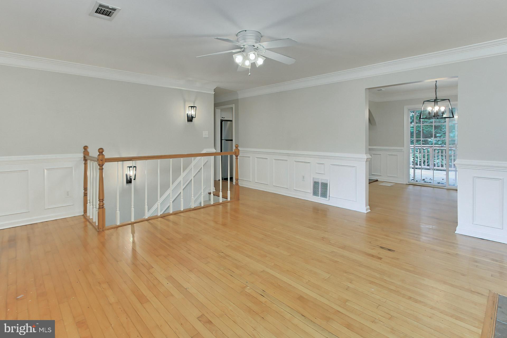 6710 Yates Ford Road Manassas, VA 20111 - Photo 8 of 39 Family Room overlooking Dining Room