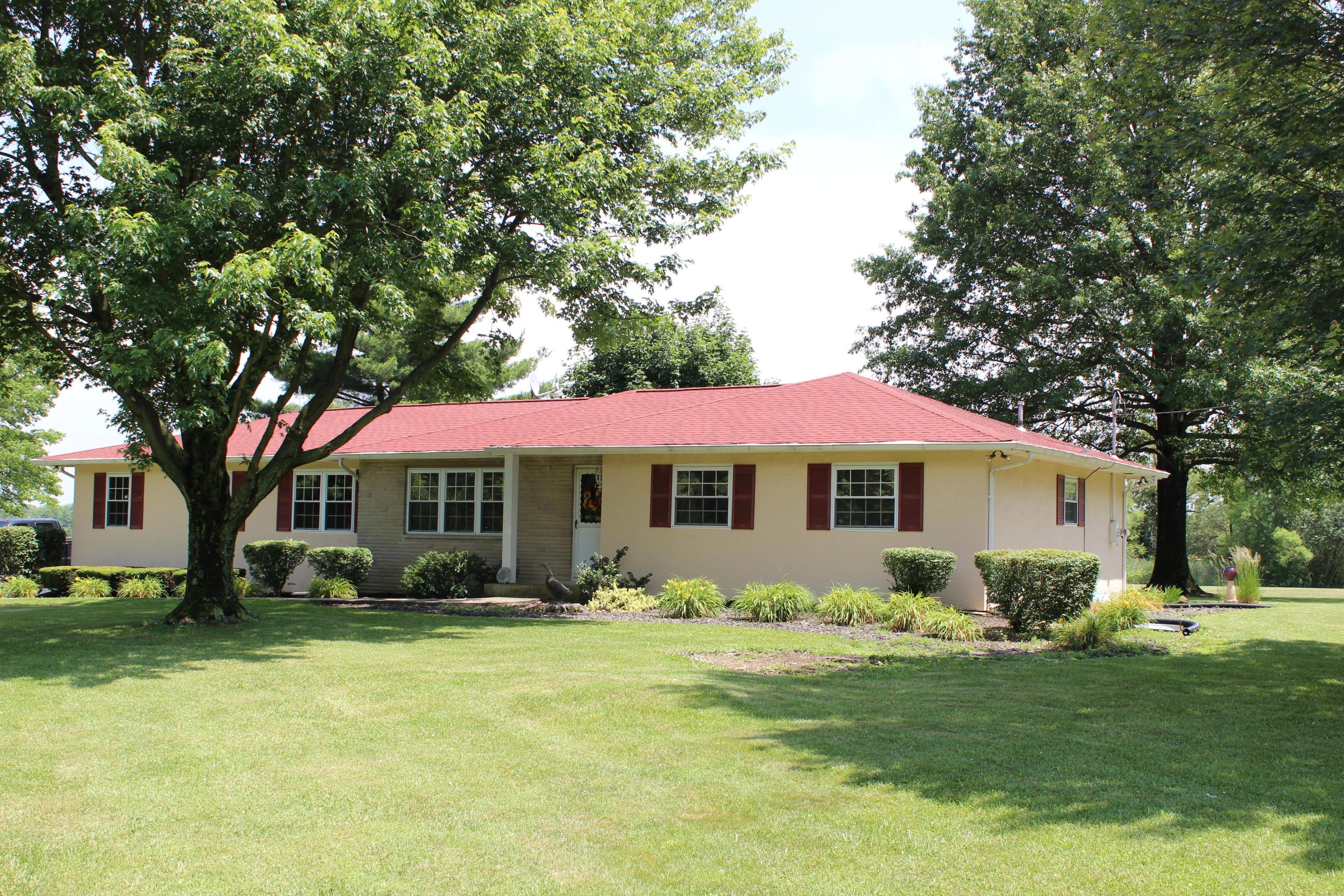 353 Patterson Road Southwest Pataskala, OH 43062 - Photo 5 of 36