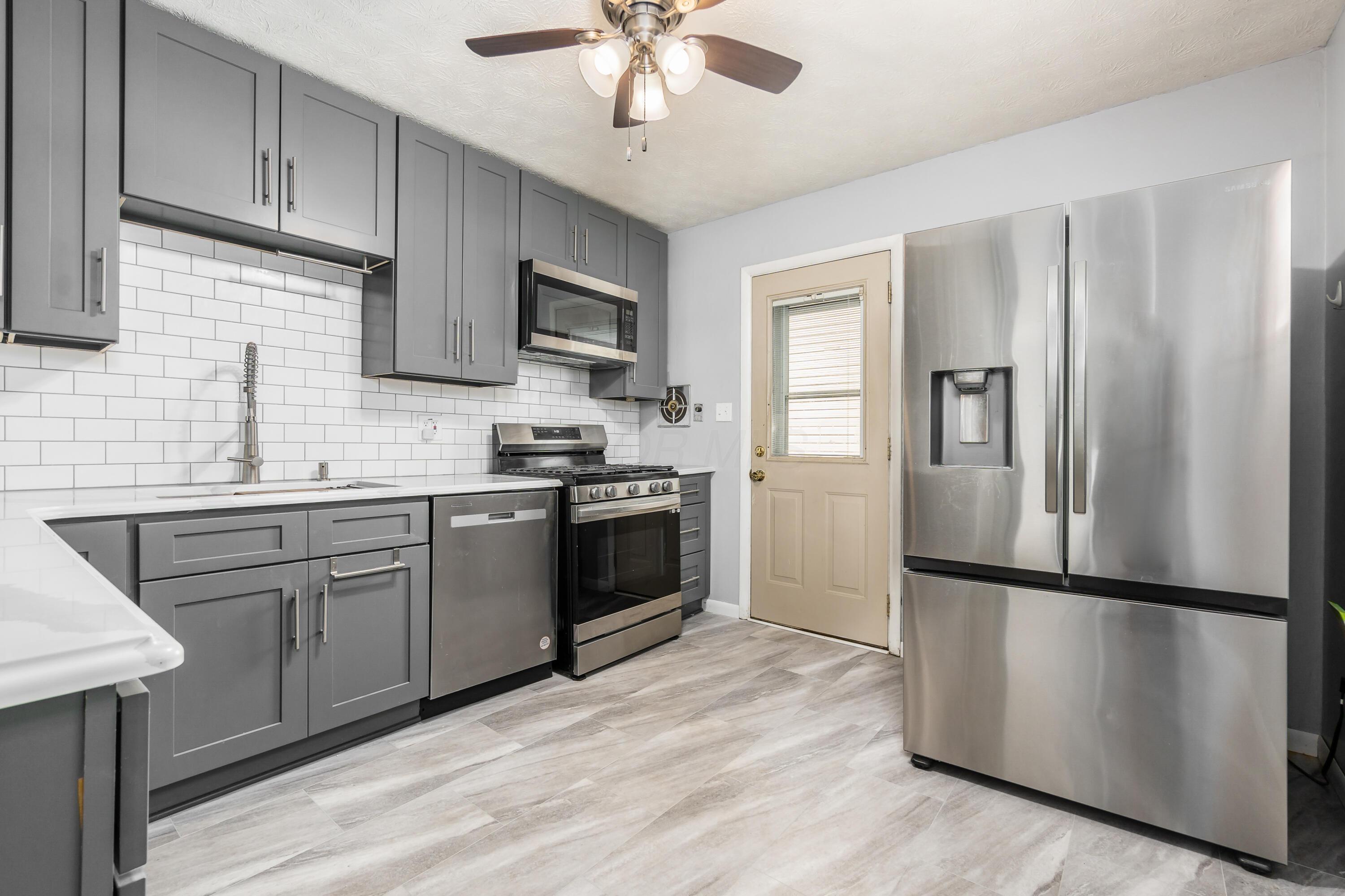 3161 Lewis Road Columbus, OH 43207 - Photo 7 of 36 i_3161_Lewis_035