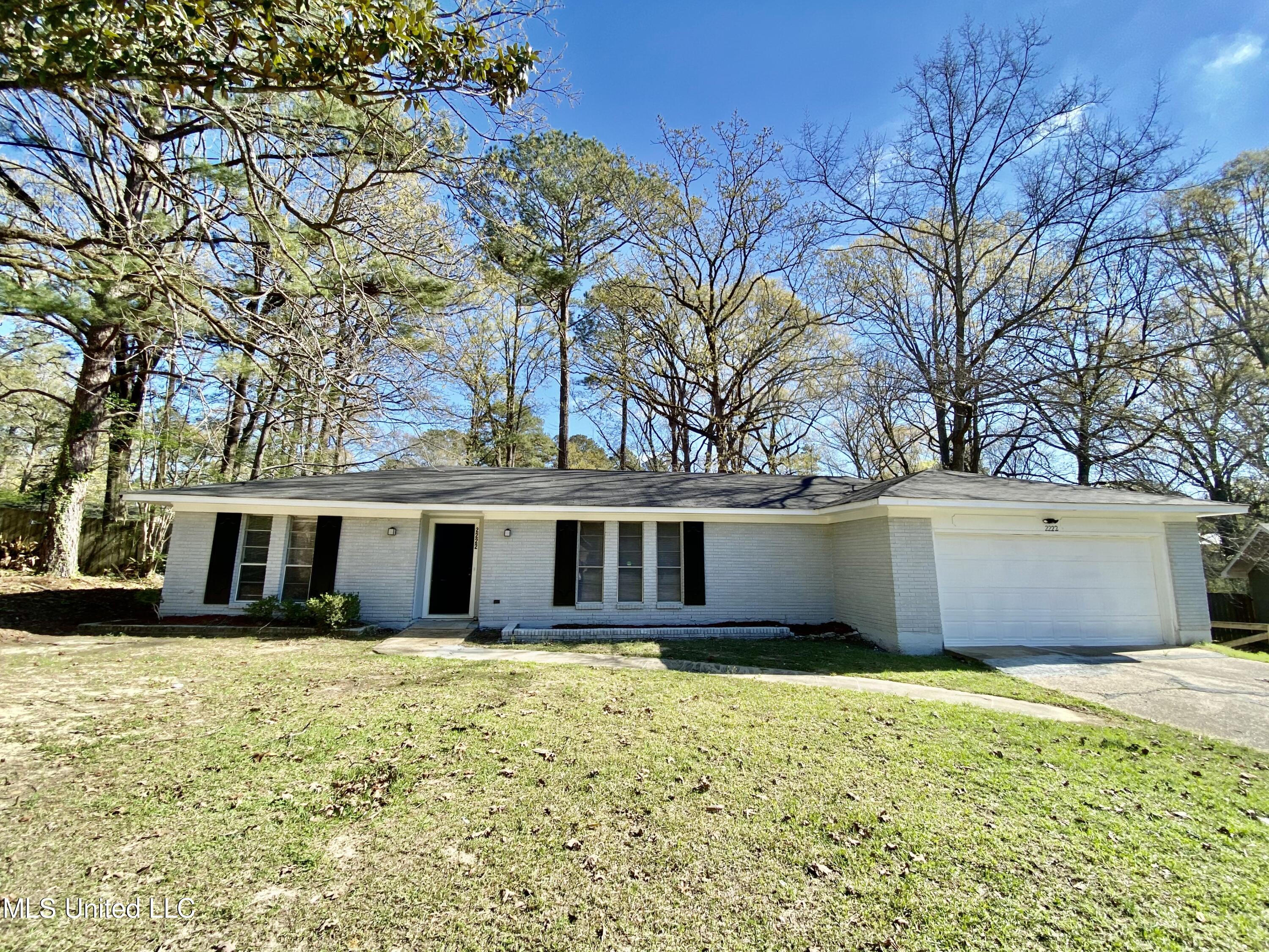 2222 Breckinridge Road Jackson, MS 39204 - Photo 1 of 22 IMG_1778