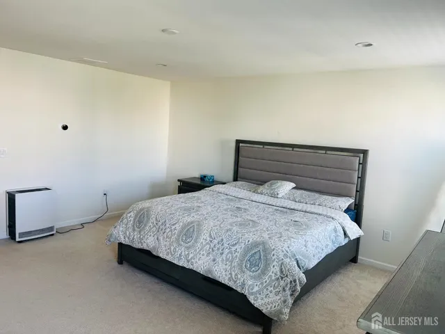 $3,700 | 16 Clover Lane, Monroe Township, NJ 08831