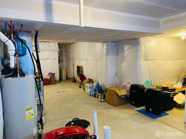 $3,700 | 16 Clover Lane, Monroe Township, NJ 08831