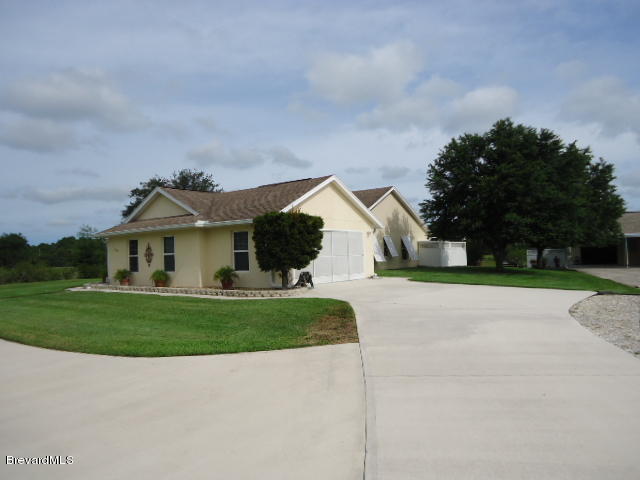 3730 Grant Line Road Mims, FL 32754 - Photo 2 of 48 DSC05314