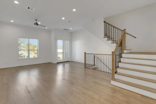 a view of an empty walk in closet