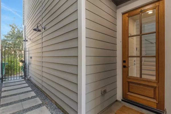 a view of entryway