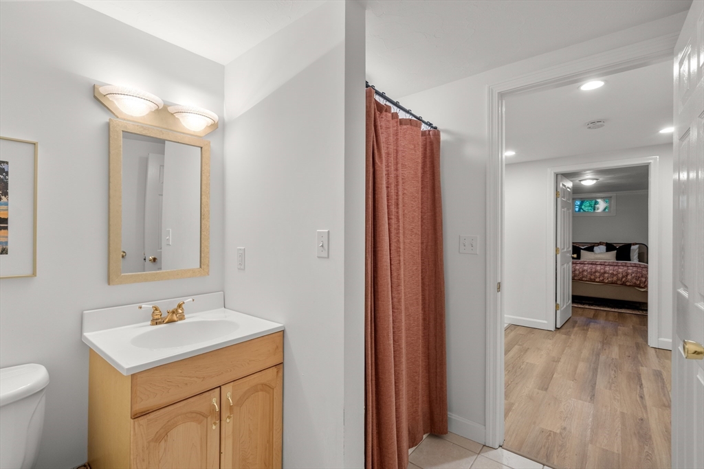 322 Concord Road Wayland, MA 01778 - Photo 31 of 35