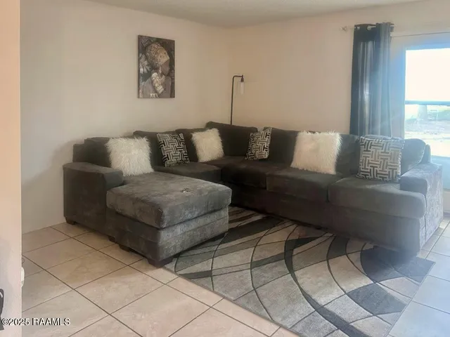 $110,000 | 201 Buttercup Drive, Lafayette, LA 70507