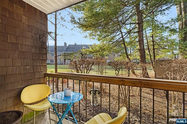 $499,000 | 5 Tulip Crescent, Unit 1C, Little Falls, NJ 07424