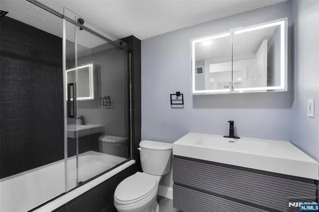 $499,000 | 5 Tulip Crescent, Unit 1C, Little Falls, NJ 07424