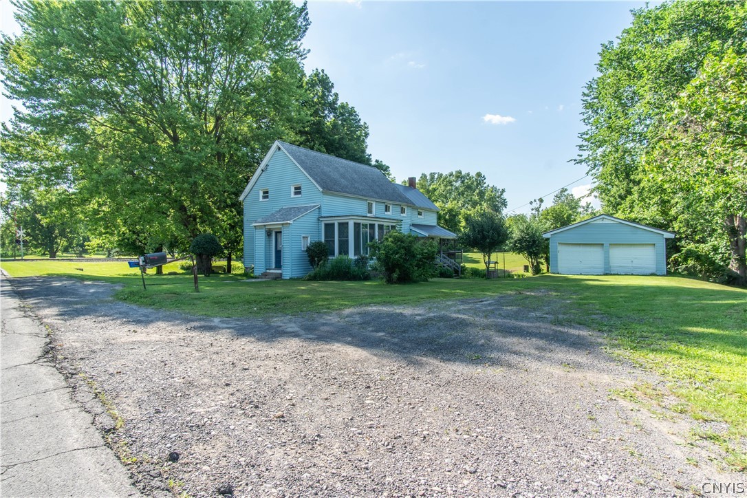 17597 Old Rices Road Watertown Town, NY 13601 - Photo 5 of 39
