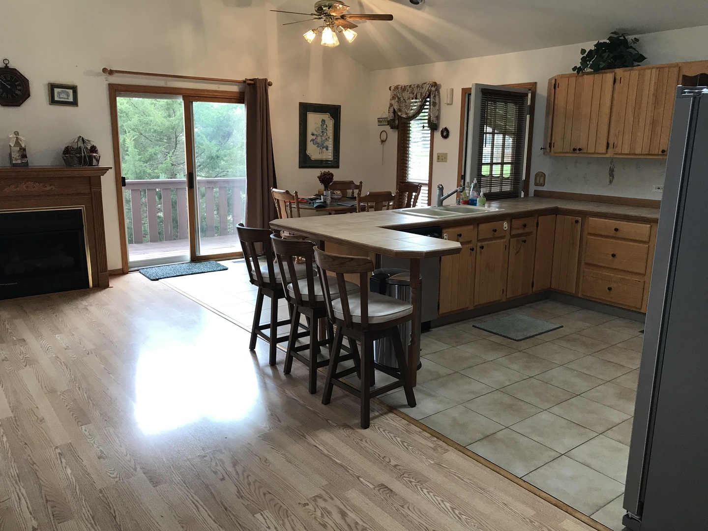 117 County Road 320 North Loda, IL 60948 - Photo 4 of 27 a kitchen with a sink and cabinets