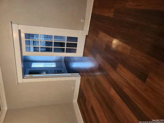 $1,500 | 1137 West W Magnolia, San Antonio, TX 78201