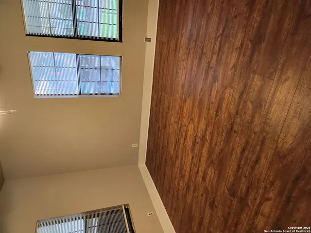 $1,500 | 1137 West W Magnolia, San Antonio, TX 78201