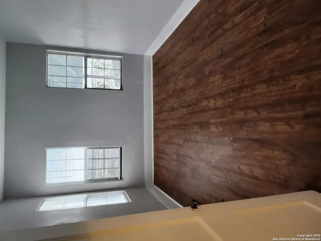 $1,500 | 1137 West W Magnolia, San Antonio, TX 78201