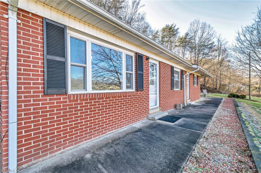 541 Pennell Road Moravian Falls, NC 28654 - Photo 7 of 50