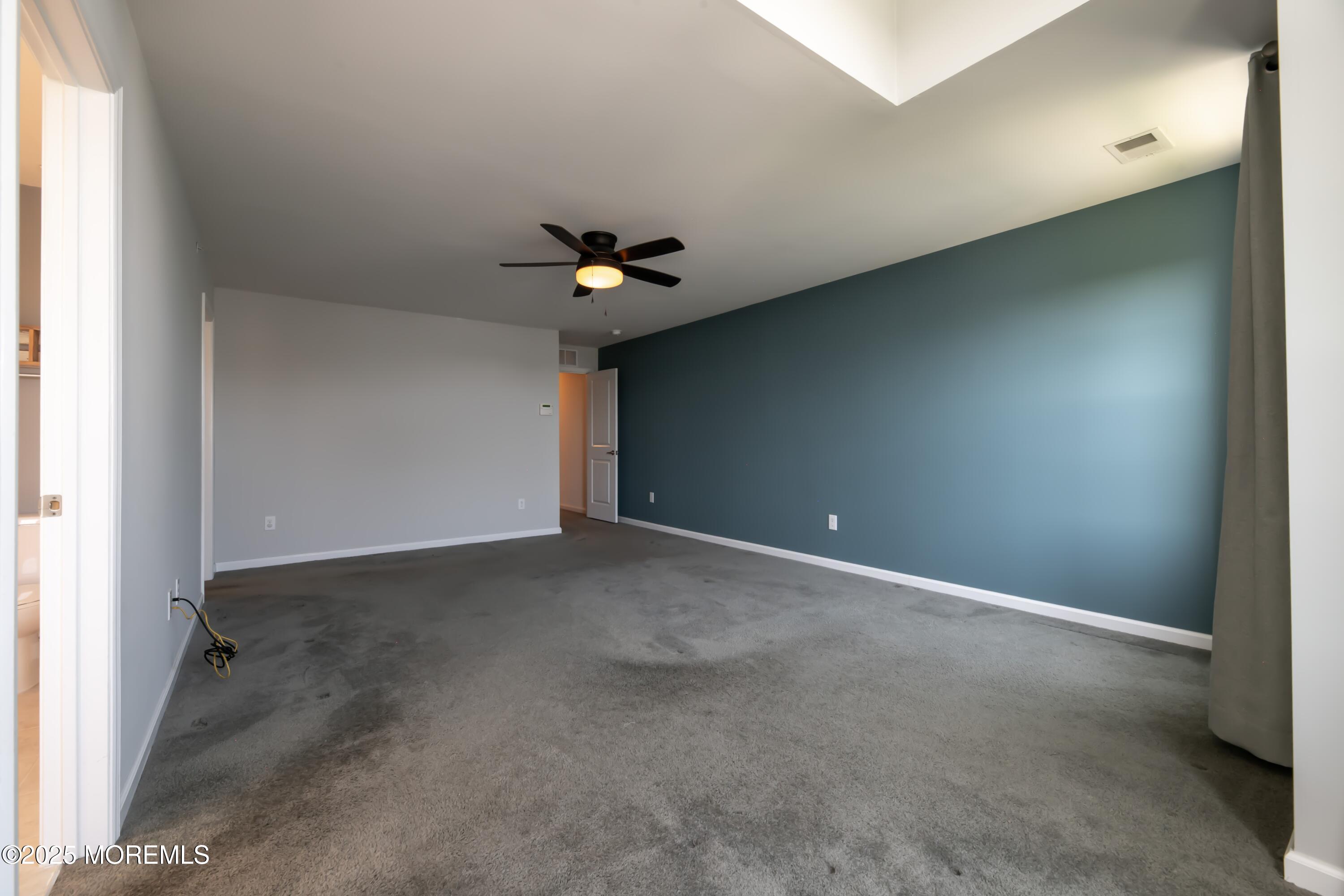 43 Kyle Drive Tinton Falls, NJ 07712 - Photo 15 of 25 17_43KyleDr_2024_HiRes