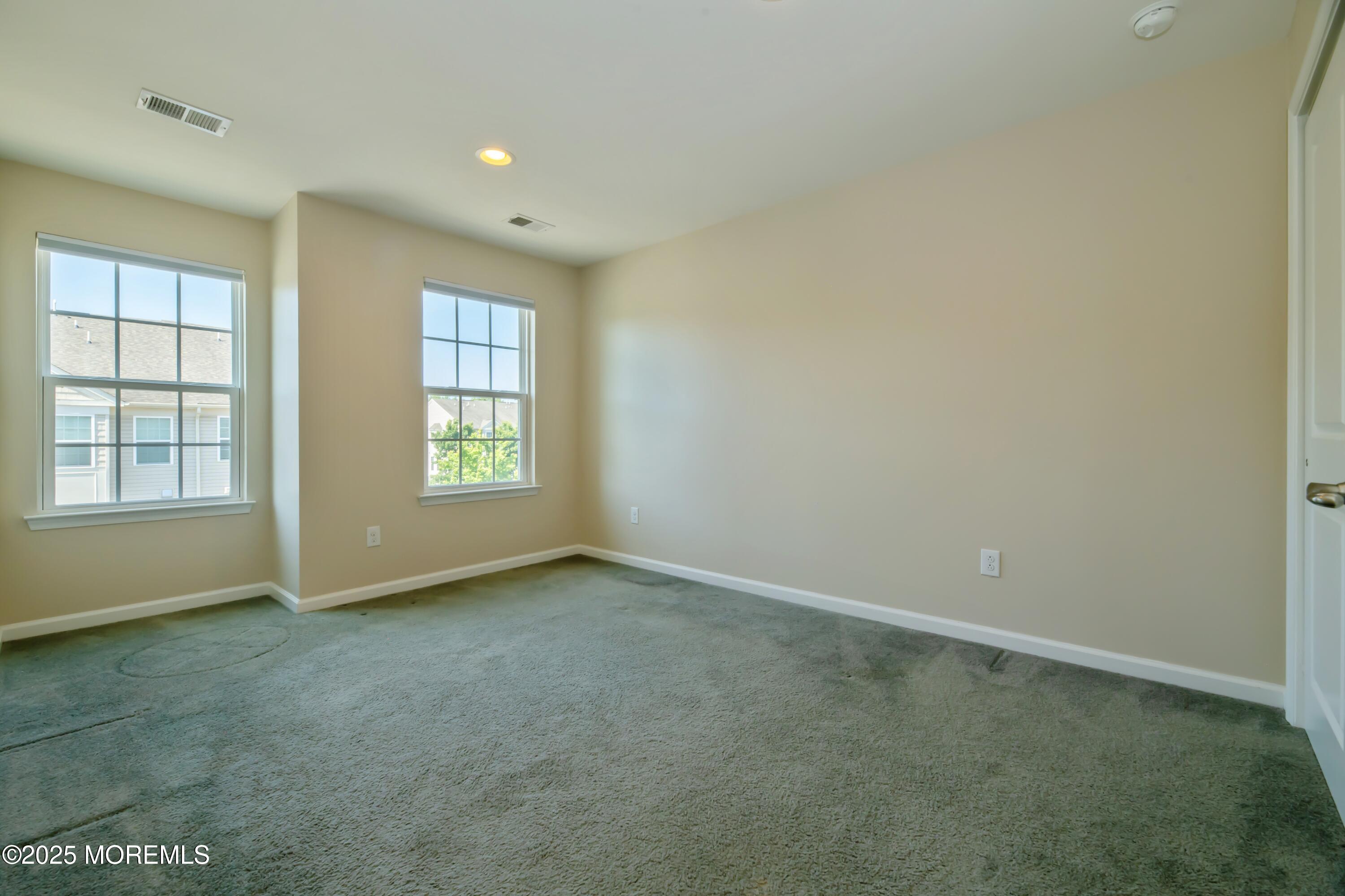 43 Kyle Drive Tinton Falls, NJ 07712 - Photo 19 of 25 22_43KyleDr_2031_HiRes